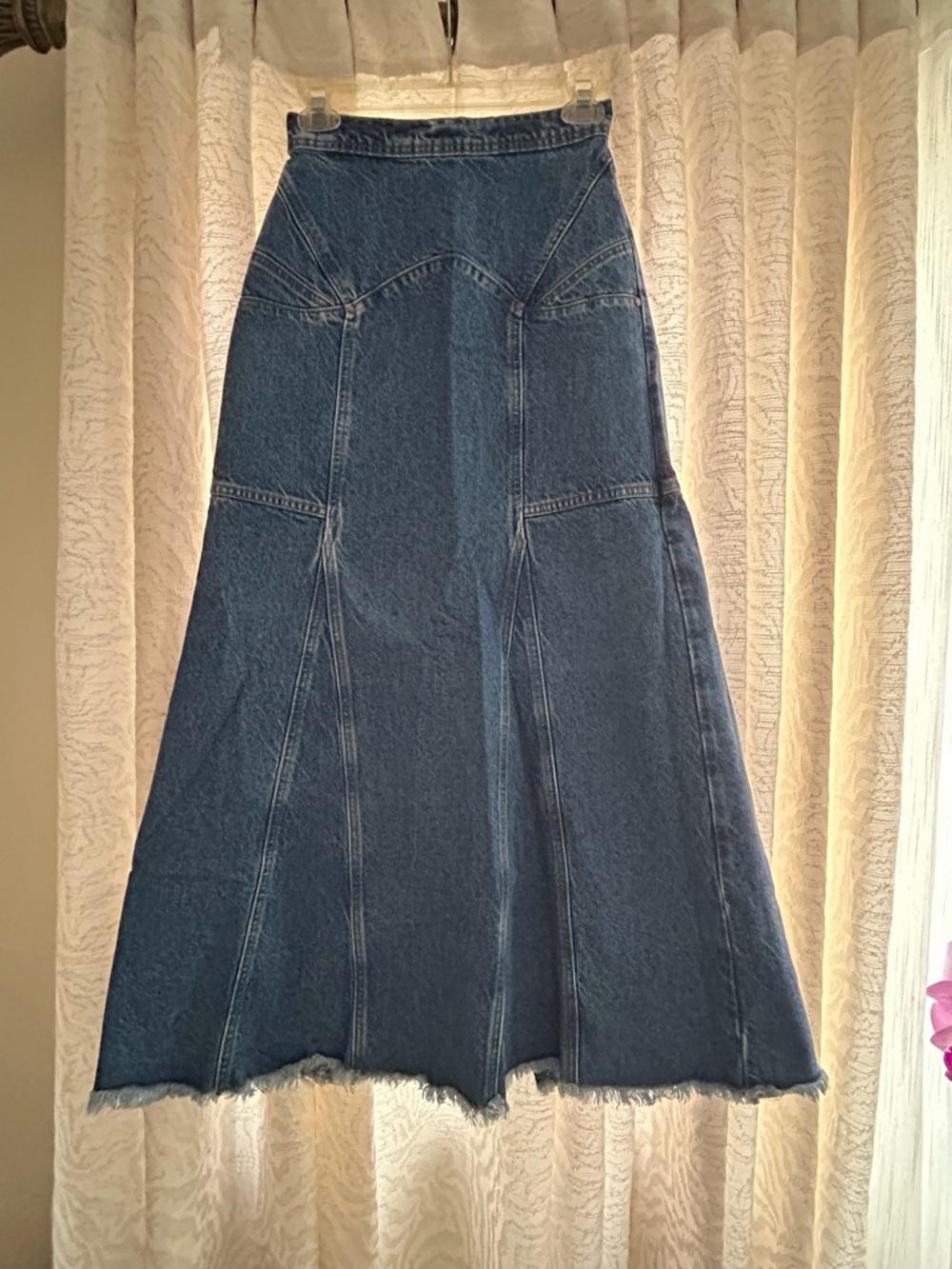 SPELL MUSE DENIM MAXI SKIRT
Size XS retails $229 - Picture 5 of 12